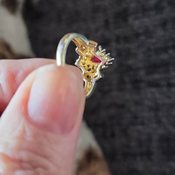 Beautiful Alwand Vahan 10k Yellow Gold Ruby Diamond Ring Size 5 or 5.5 - Picture 11 of 17